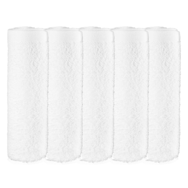 Clarifying Cleansing Oil and Pack of 5 Face Cloths