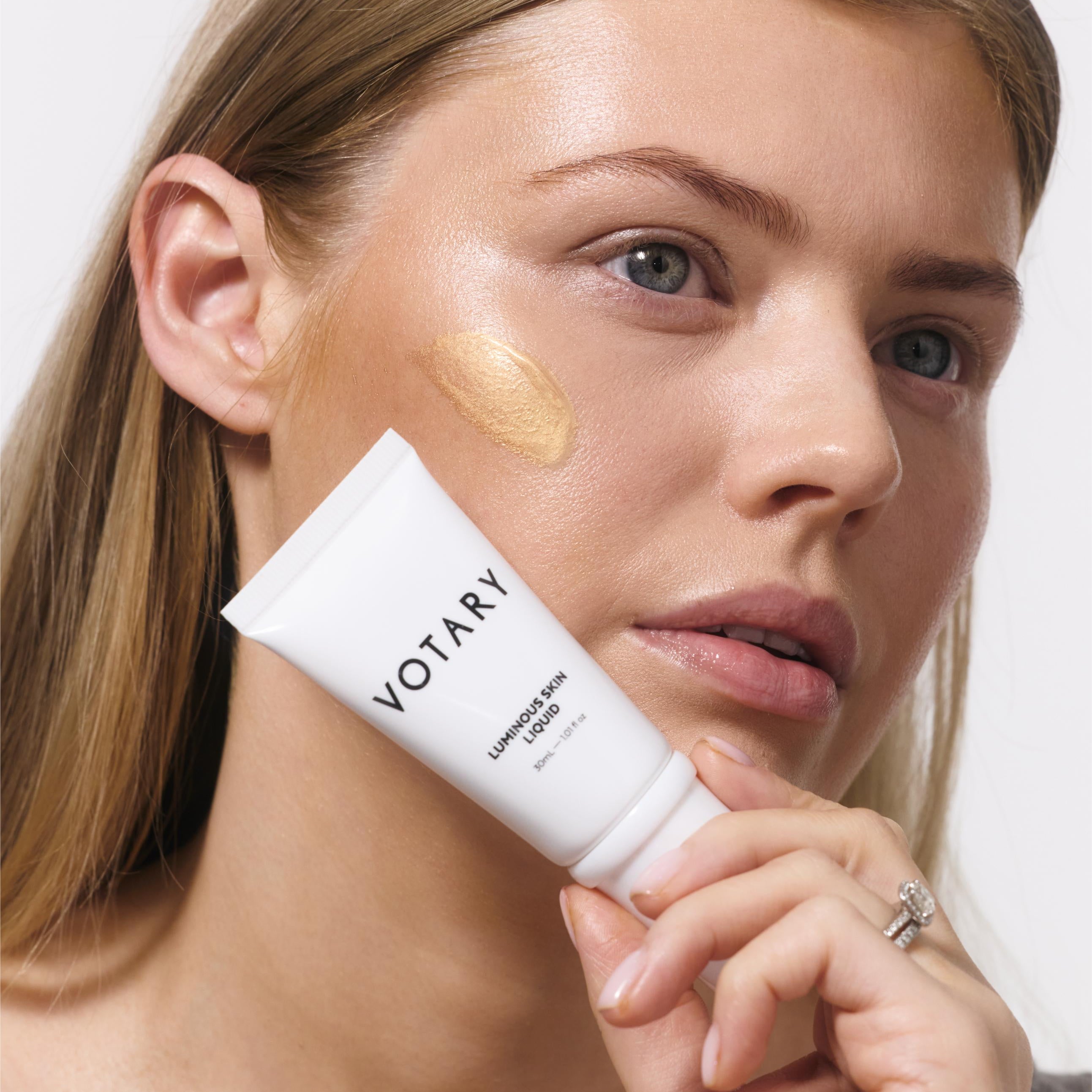Luminous Skin Liquid